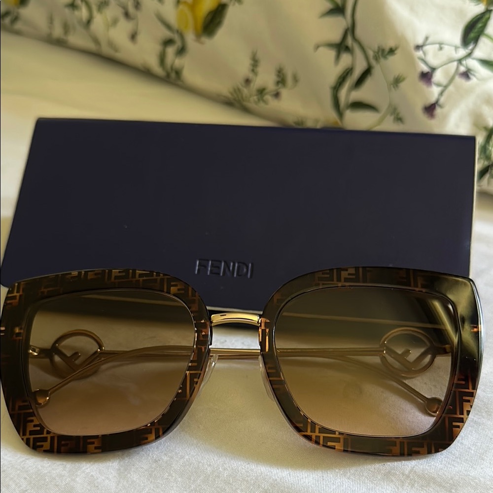 Fendi Brown Retro-Inspired Sunglasses
